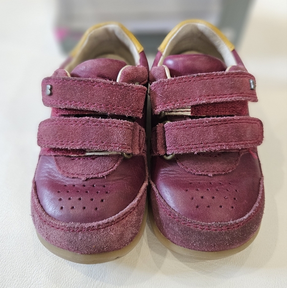 **SOLD**Bobux Step Up Riley Shoes in Boysenberry Size 5US/21EU - Picture 4 of 7